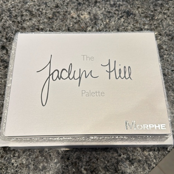 NWT MORPHE x Jaclyn Hill Palette - Picture 1 of 3